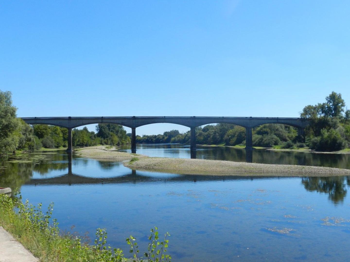 Chambres Et Gites Les Deux Chenes Pres De Bergerac Le Fleix Exterior foto